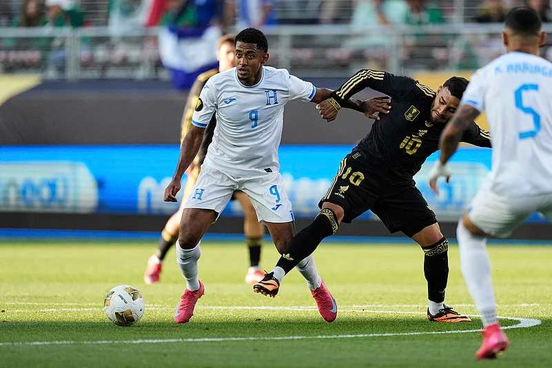CONCACAF Gold Cup 2025 semifinal match Mexico vs Honduras in California: Choco Lozano