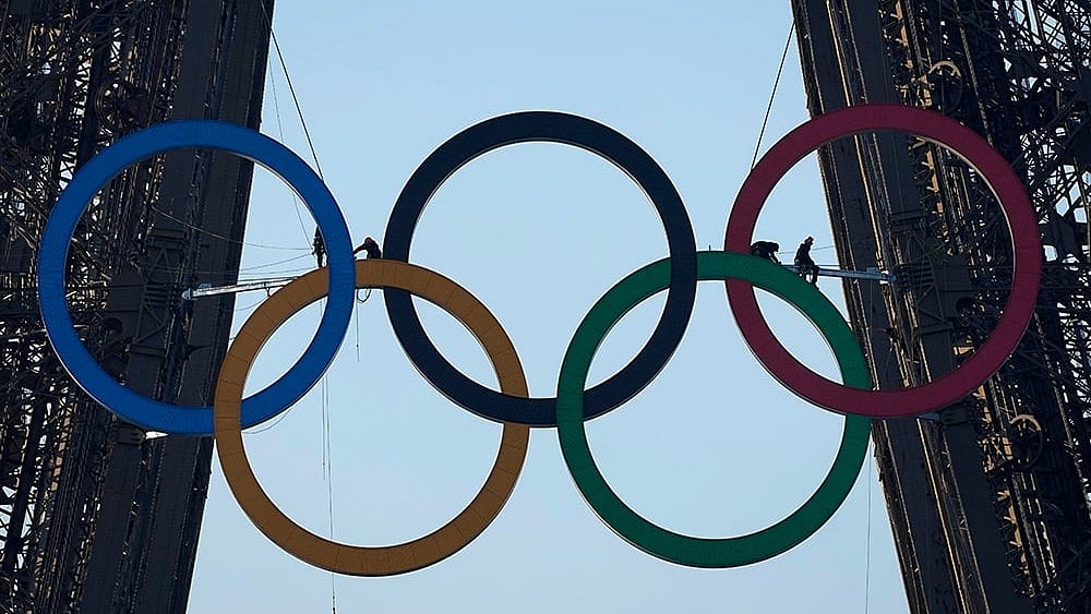 2024 Paris Olympic Rings On Eiffel Tower photo_8