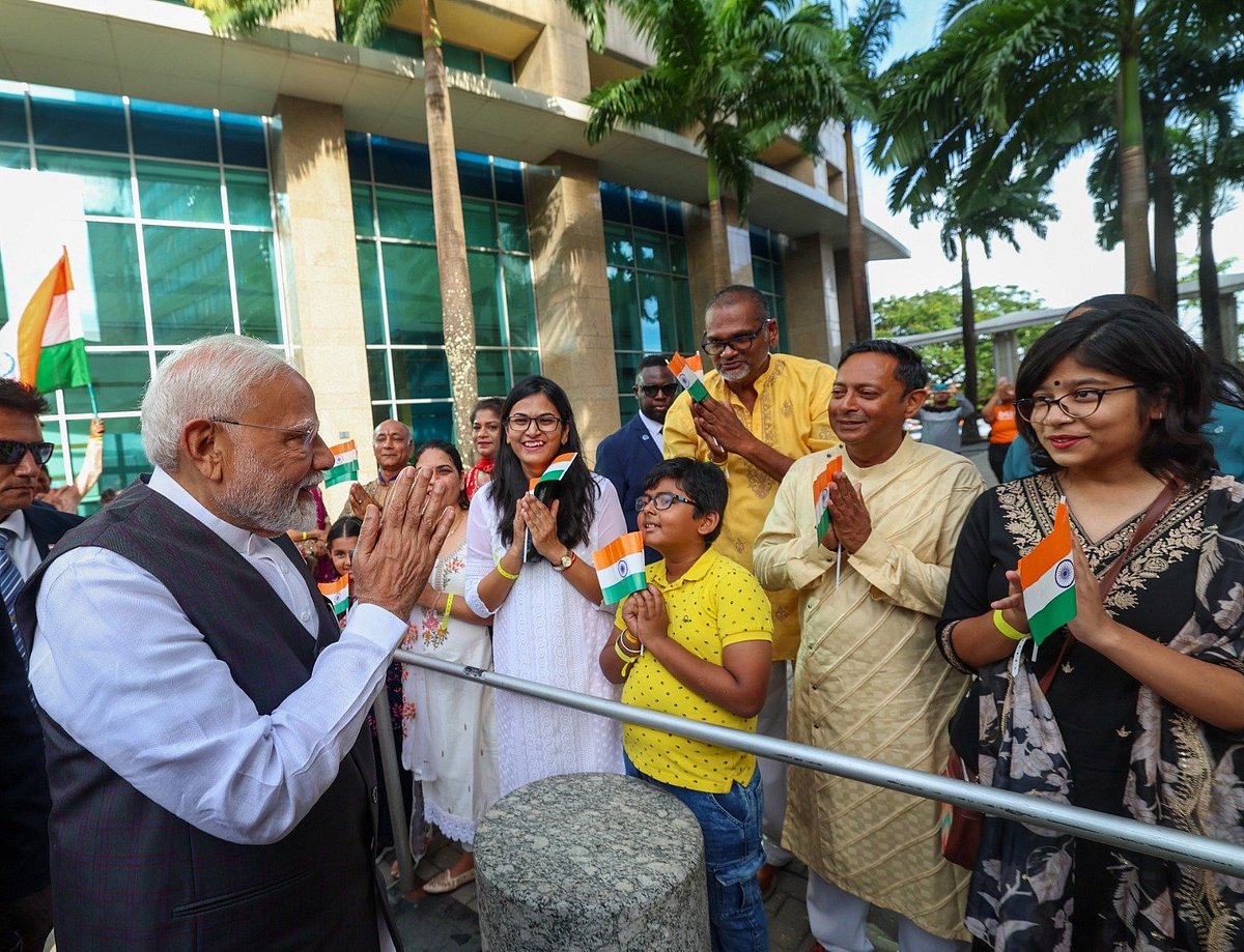 X/Narendra Modi : PM Modi interacting with the Indians in Trinidad and Tobago
