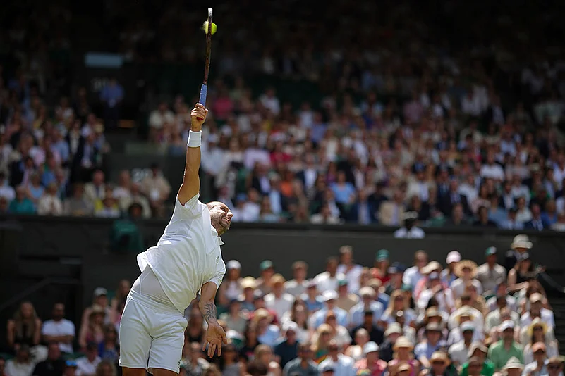 Wimbledon Tennis Championship 2025 mens singles 2nd round Novak Djokovic vs Daniel Evans photos_5