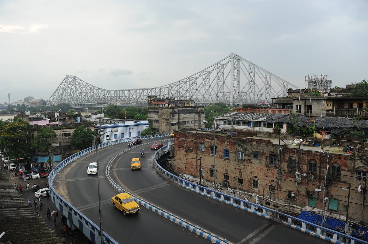Sandipan Chatterjee : The Howrah Bridge 
