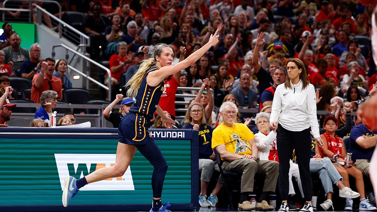 Indiana Fever guard Lexie Hull (10) reacts after knocking down a three pointer in the second half of play durning a WNBA game between the Las Vegas Aces and the Indiana Fever on July 03,2025 at Gainbridge Fieldhouse in Indianapolis, IN.