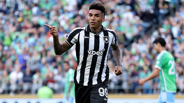 Transfer News: Igor Jesus Completes Nottingham Forest Move
