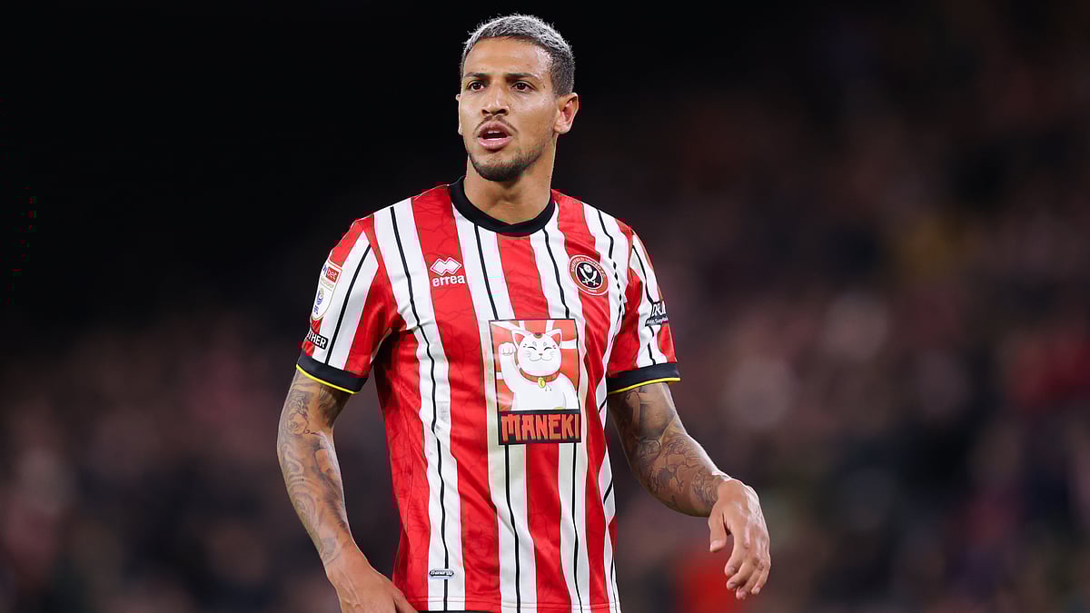 Vinicius Souza has left Sheffield United after two seasons at Bramall Lane.