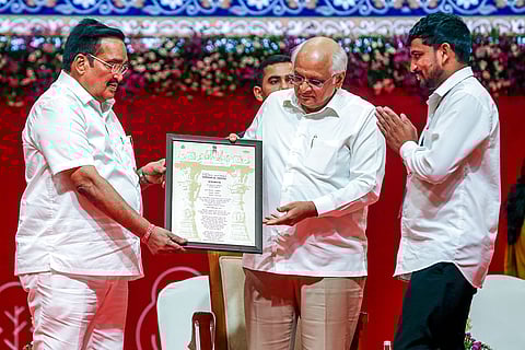 Welcoming ceremony for new Gujarat gram panchayat members