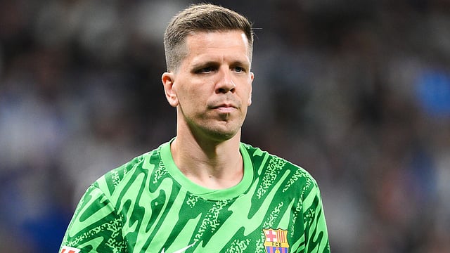 FC Barcelona: Barca Renews Szczesny's Stay Until 2027 Leaving Ter Stegen Future In Doubt