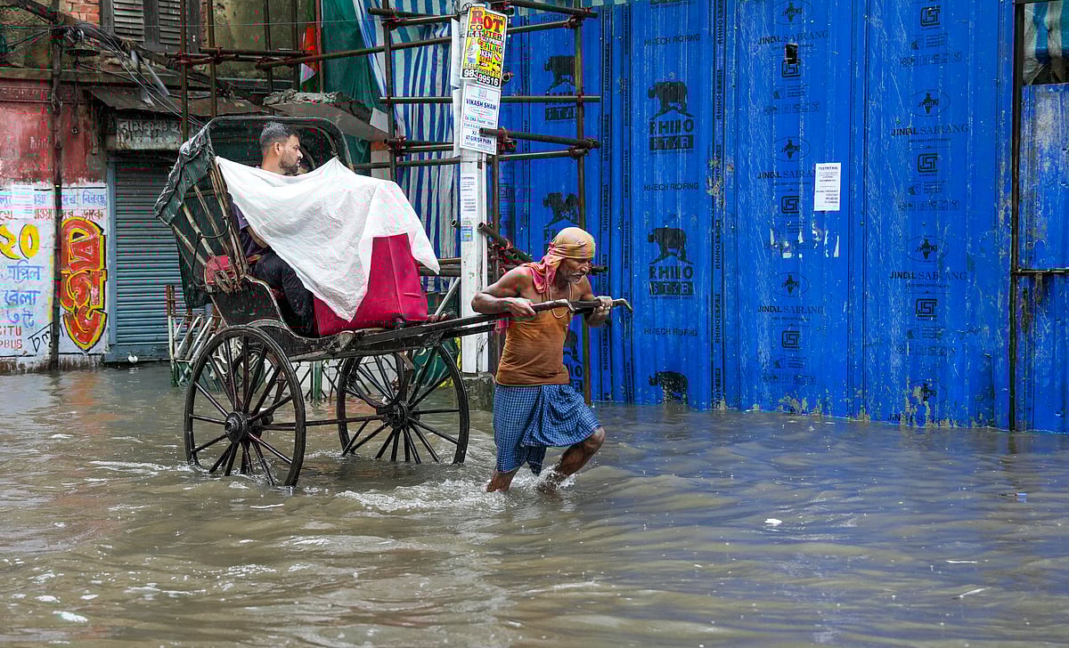 Swapan Mahapatra/PTI : Heavy rain in Kolkata led to severe waterlogging