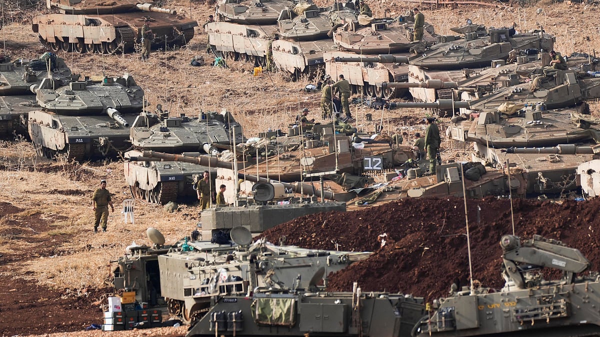 AP : Five Israeli soldiers were killed overnight in Northern Gaza