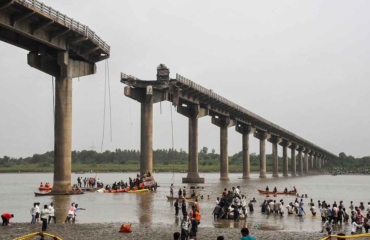 - PTI : Gujarat Bridge Collapse