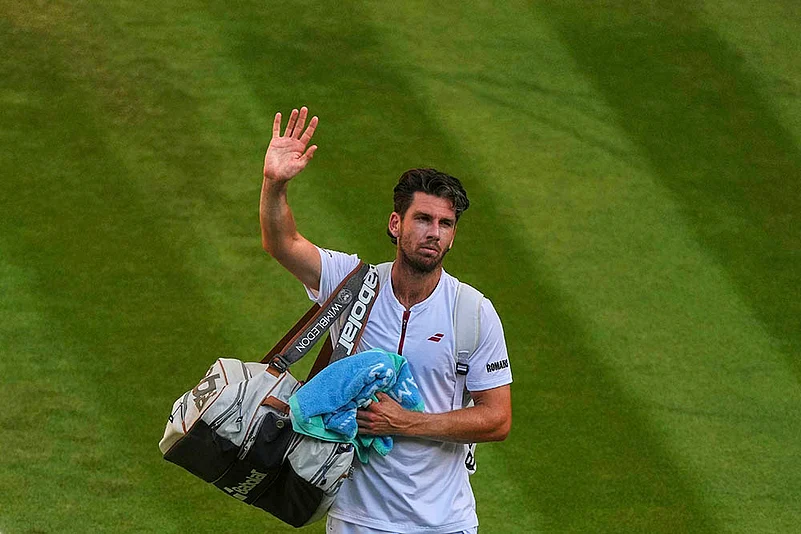 Britain tennis Wimbledon 2025 quarterfinal match Carlos Alcaraz Vs Cameron Norrie in London_ 3