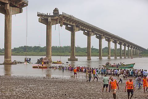 Vadodara Bridge Collapse