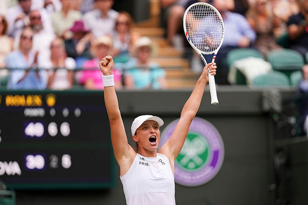 | Photo: AP/Kirsty Wigglesworth : Wimbledon 2025 Quarter-Final: Iga Swiatek vs Liudmila Samsonova 