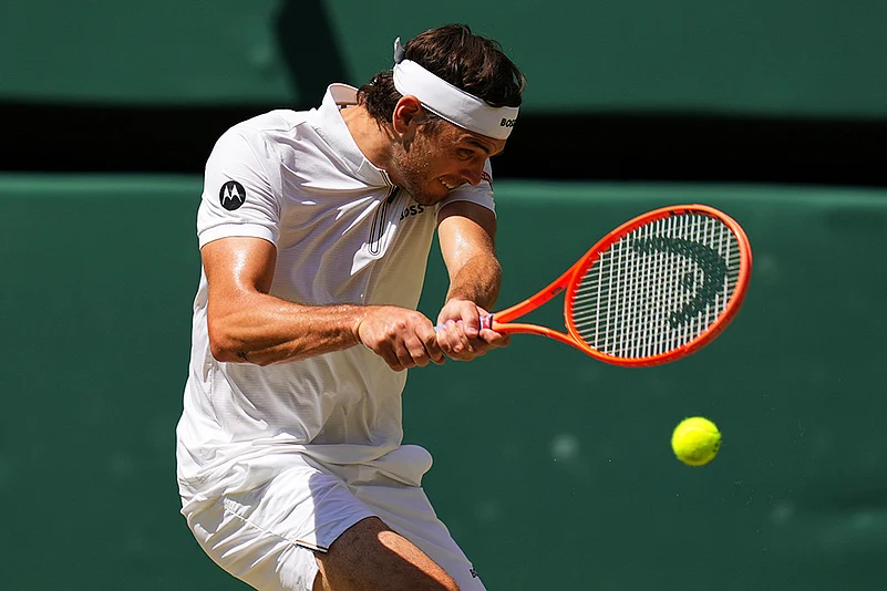 Wimbledon Tennis 2025 mens semifinal match Carlos Alcaraz Vs Taylor Fritz_ 3
