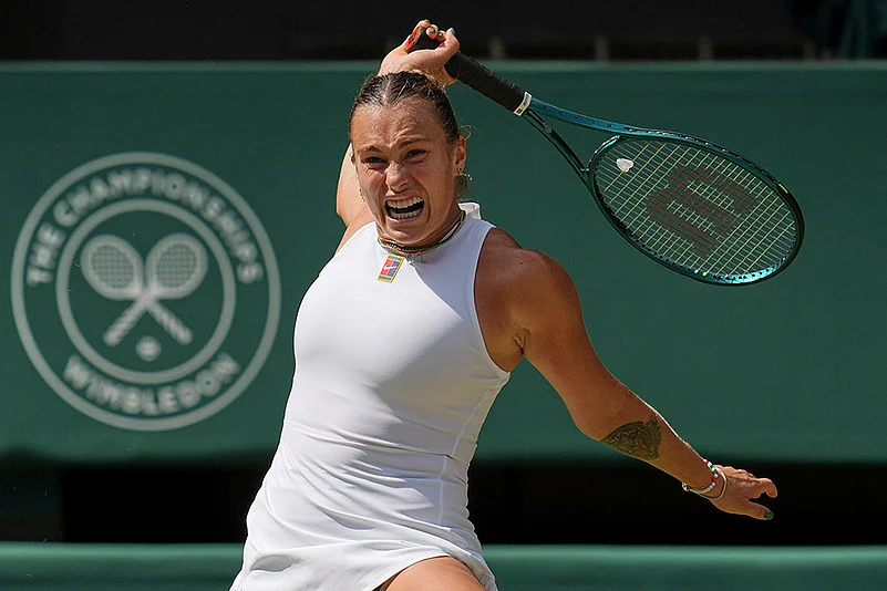 Aryna Sabalenka vs Amanda Anisimova WTA Wimbledon 2025 Semi-Final Photos_8