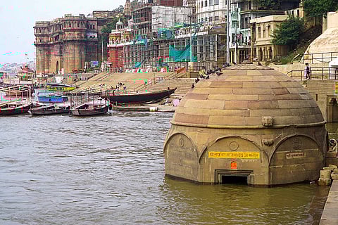 Swollen Ganga river at Panchganga Ghat