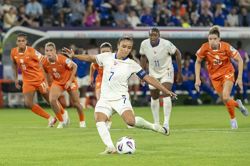 UEFA Womens Euros 2025 Netherlands vs France soccer group D match photo: Sakina Karchaoui