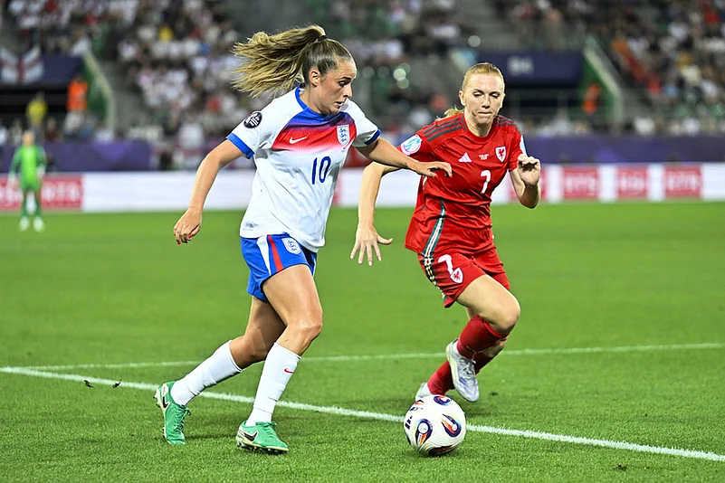 UEFA Womens Euros 2025 England vs Wales soccer group D match photo: Ella Toone