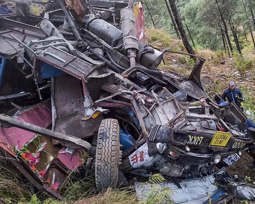 | Photo- PTI : 23 passengers were travelling in the vehicle at the time of the accident.