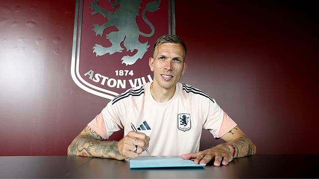 Marco Bizot Swaps Brest For Aston Villa Amid Emiliano Martinez Uncertainty