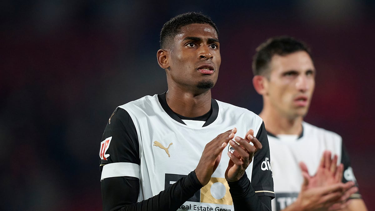 Valencia's Cristhian Mosquera.