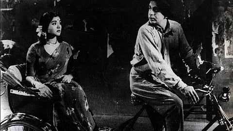 B Saroja Devi and Dilip Kumar in Paigham