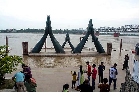 Ganga's water level rises
