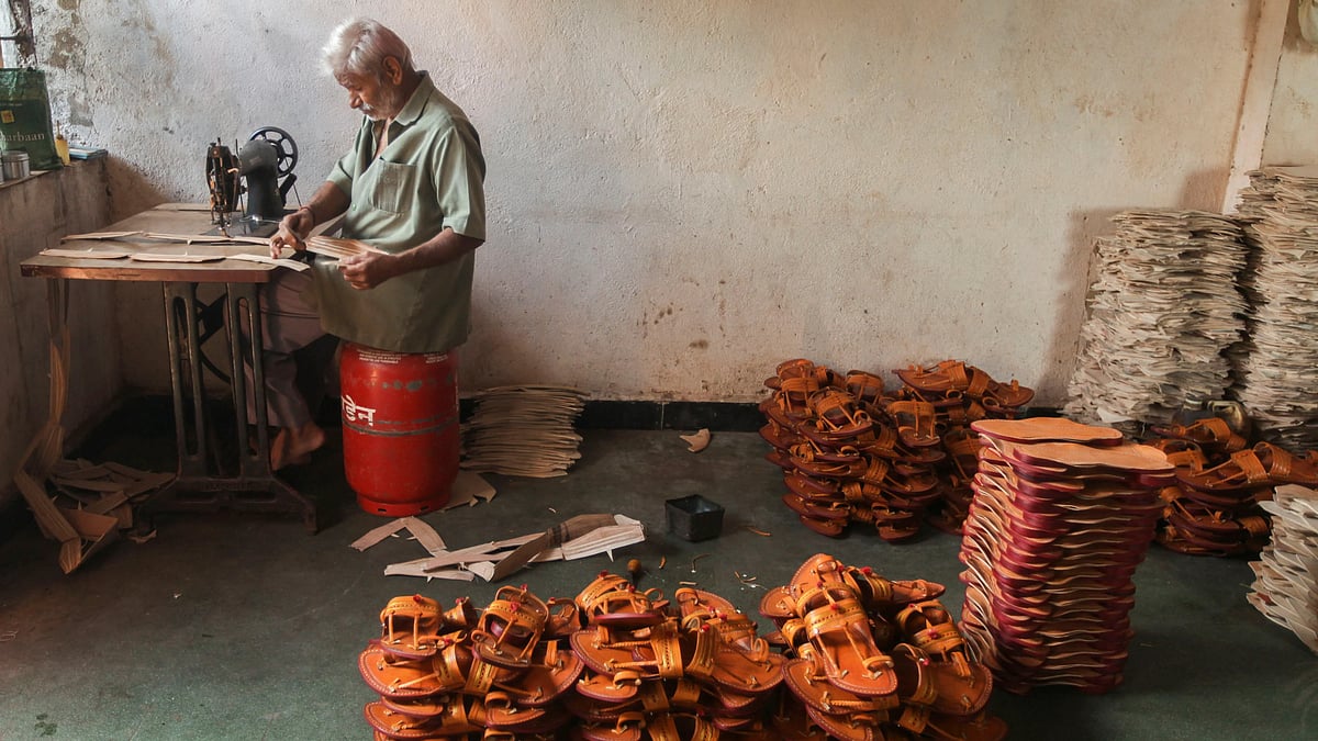 Apoorva Salkade/Outlook : The artisans had been making these chappals for generations, selling them in nearby towns, especially Kolhapur, which became the default market and over time, the brand.