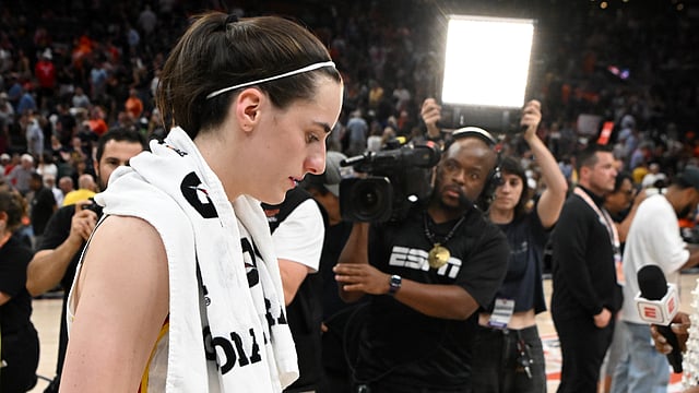 WNBA: Indiana Fever Coach Claims Caitlin Clark Not Protected Against Physical Defending