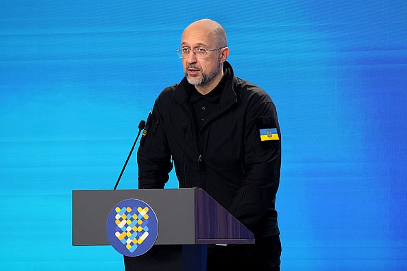 Getty Image  : Ukrainian Prime Minister announced his resigns 