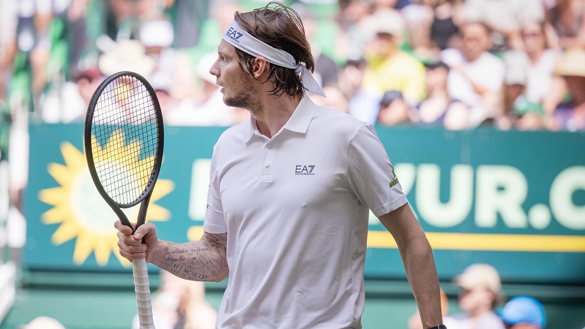 Alexander Bublik beats Alexander Shevchenko in the Swiss Open Gstaad last 16