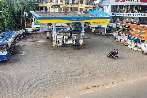 Odisha Bandh: A closed filling station in Bhubaneswar