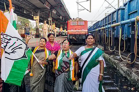 Odisha Bandh: Congress workers block a railway track