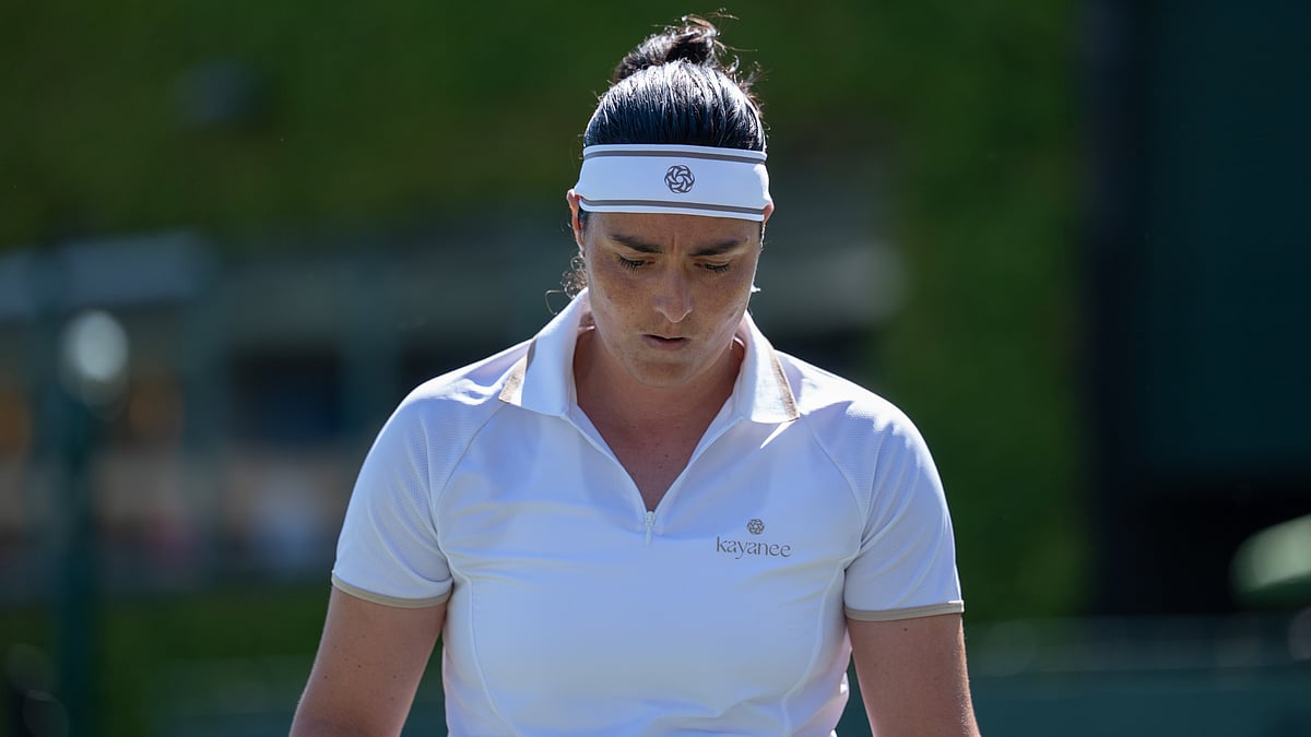 File : Ons Jabeur was forced to retire from her first-round match at Wimbledon