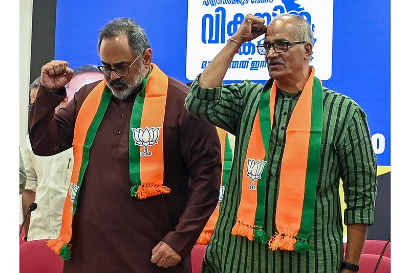 C Sadanandan Master felicitated at BJP office