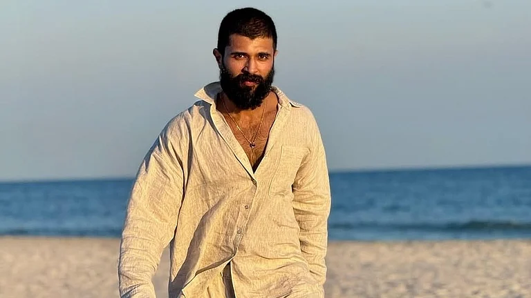 Vijay Deverakonda hospitalised due to dengue - Instagram/Vijay Deverakonda