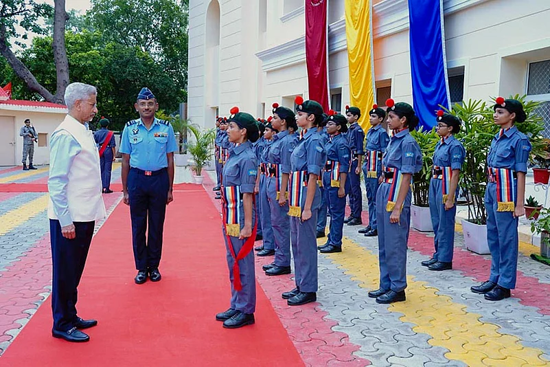 S Jaishankar visits Air Force School