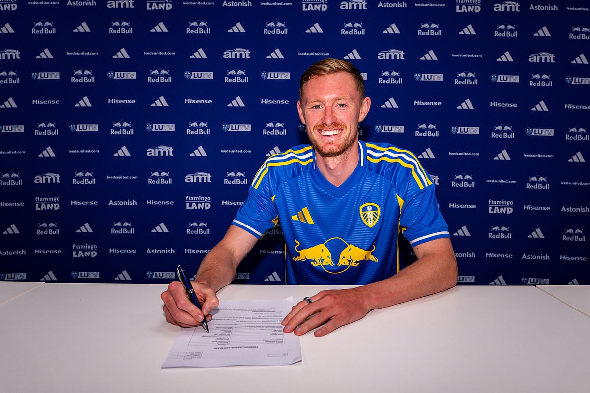 Sean Longstaff has signed for Leeds United - null