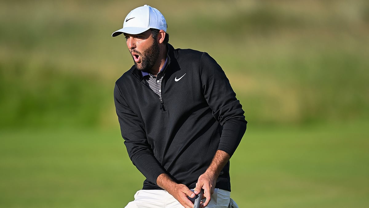 Scottie Scheffler leads The Open