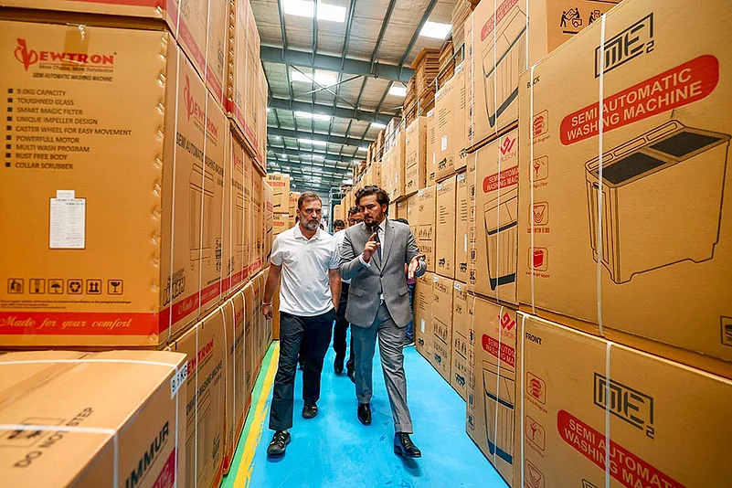 Rahul Gandhi visits an eletronics factory in Greater Noida