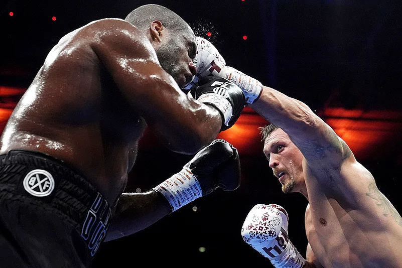 Britain world heavyweight boxing title fight Oleksandr Usyk vs Daniel Dubois Boxing photo: 6