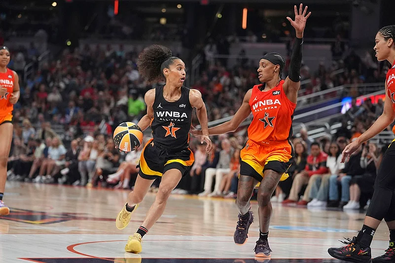 WNBA All-Star basketball game Team Clark vs Team Collier_Seattle Storms Skylar Diggins