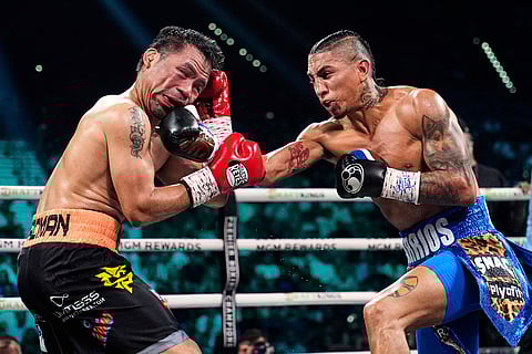 Welterweight Title Boxing: Pacquiao Barrios Boxing
