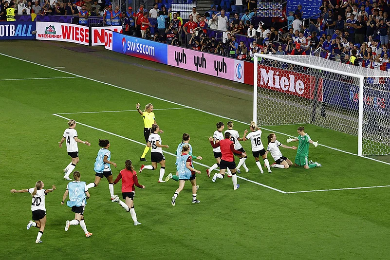 Womens Euro 2025 quarterfinals match France vs Germany pics