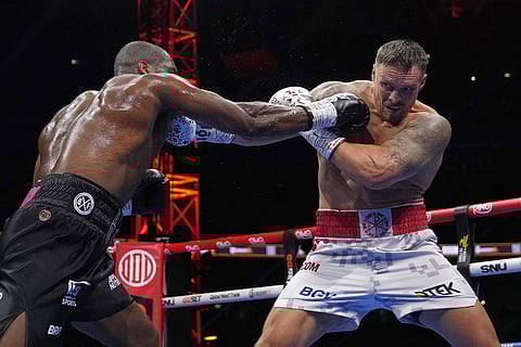 World heavyweight boxing title fight: Oleksandr Usyk vs Daniel Dubois