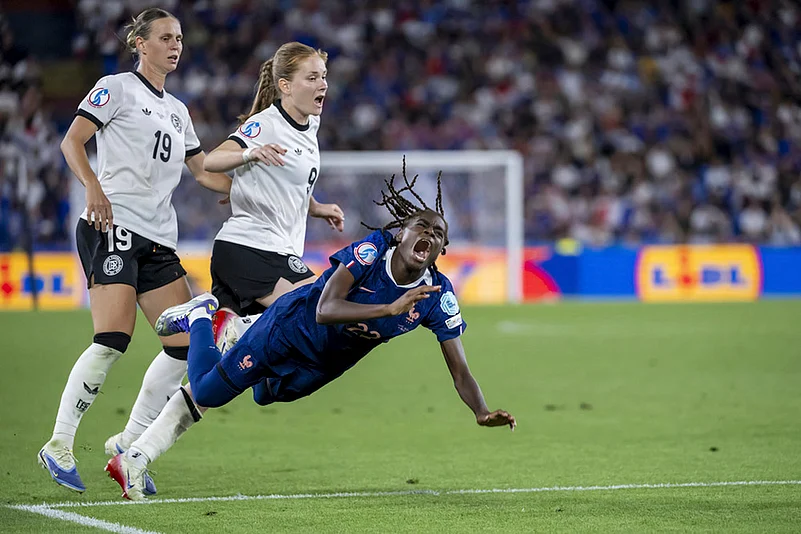 Womens Euro 2025 quarterfinals match France vs Germany: Melween NDongala