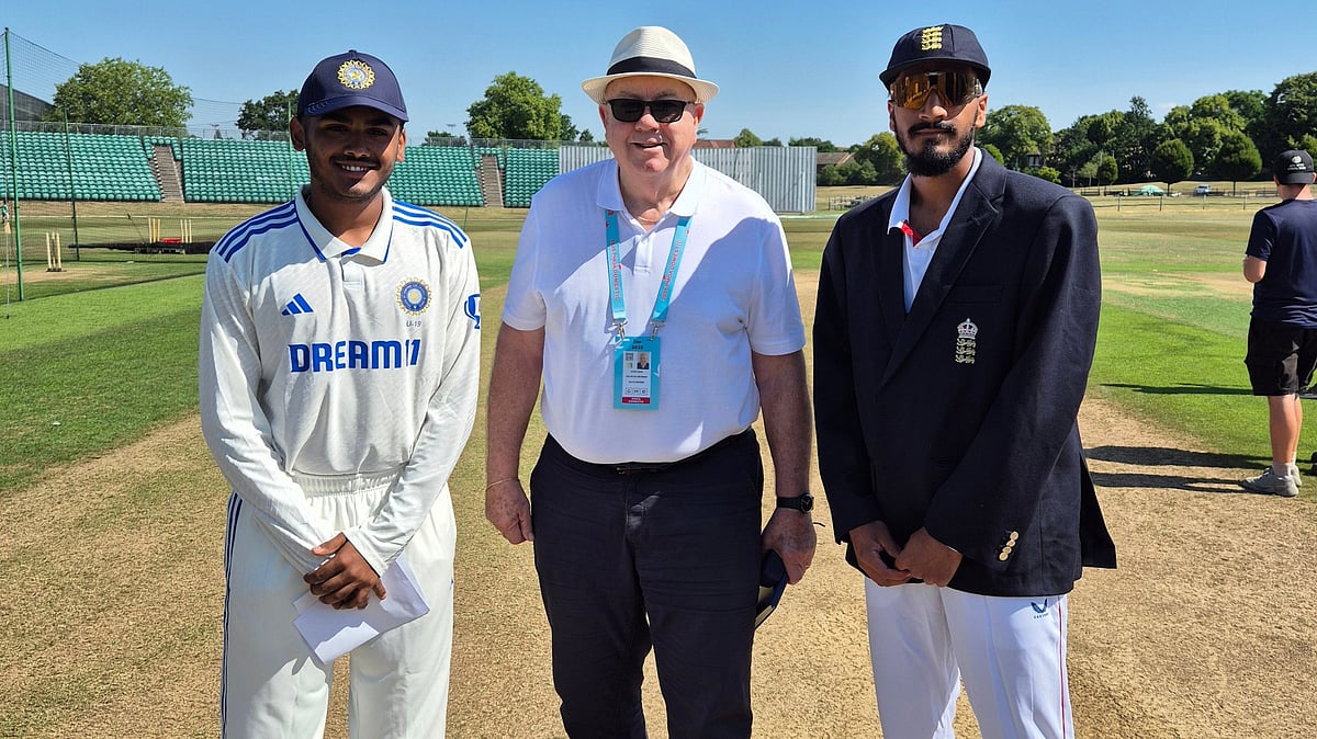 IND U19 Vs ENG U19 Live Cricket Score 2nd Youth Test Day 1
