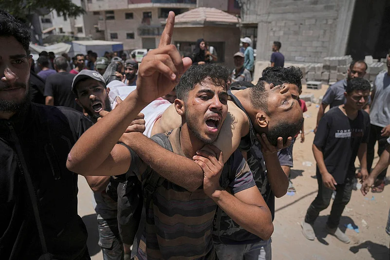 Gaza war: Israeli forces kill aid seekers in Gaza_7