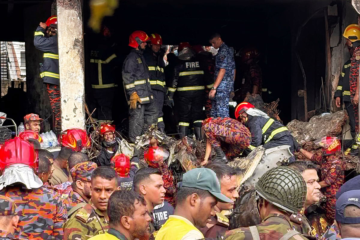 Bangladesh jet crash - PTI