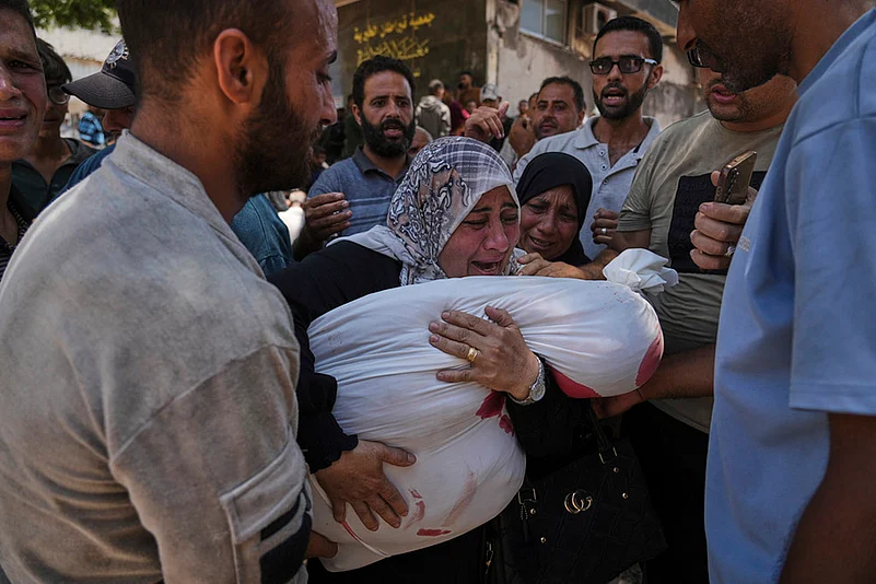 Gaza war: Israeli forces kill aid seekers in Gaza_3