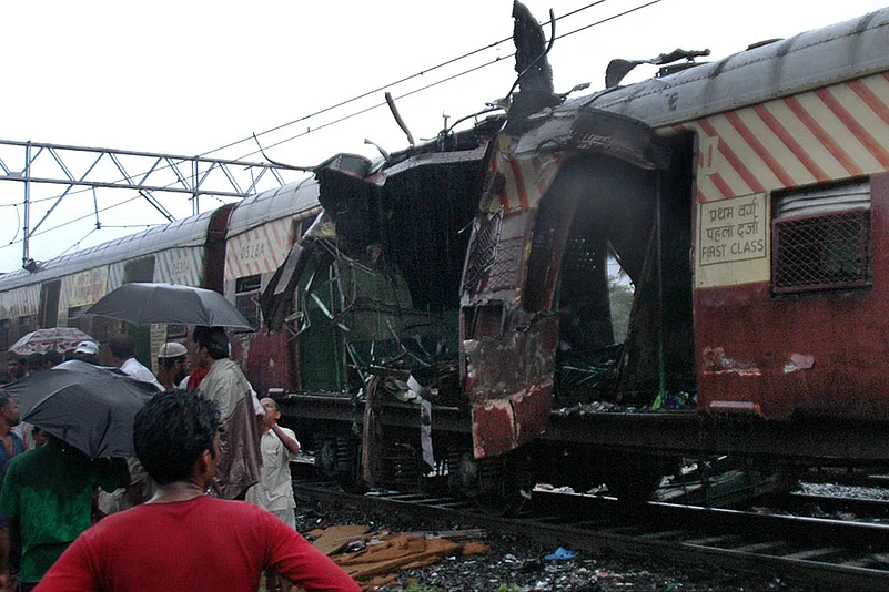 Mumbai: HC acquits all 7/11 train blasts accused